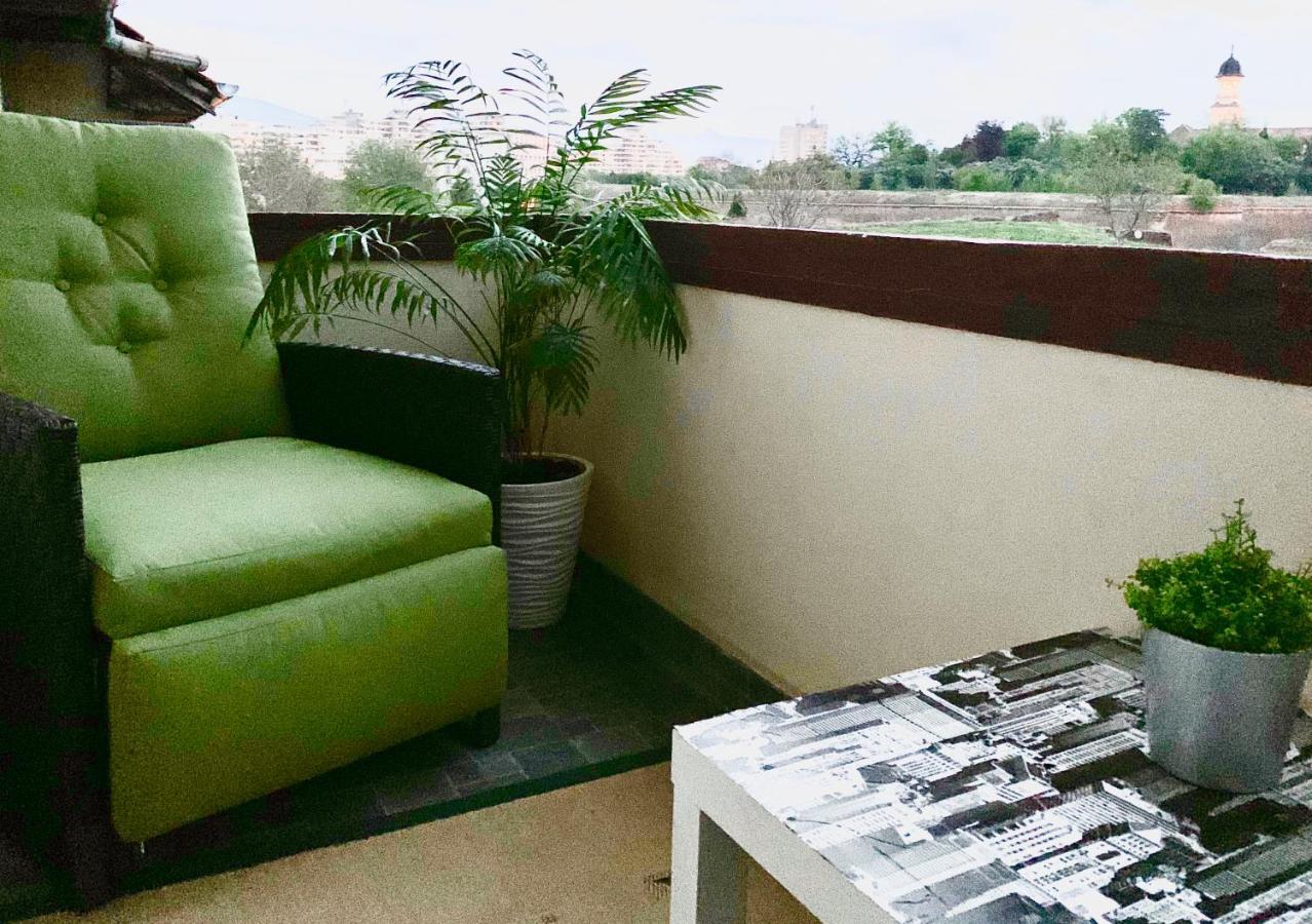 Caroline Residence アルバ・ユリア エクステリア 写真
